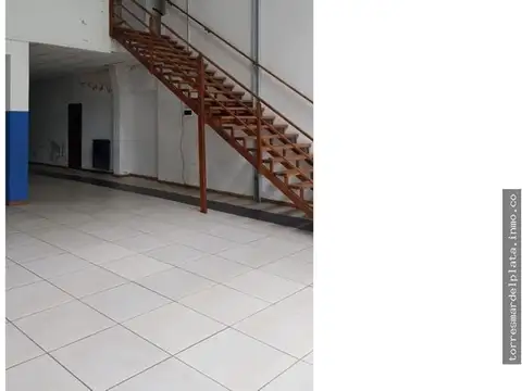 Local en Venta en Villa Primera, USD 198.000