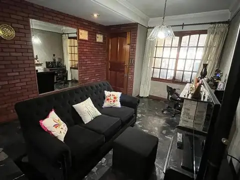PH EN VENTA. VILLA SOLDATI. 4 AMBIENTES