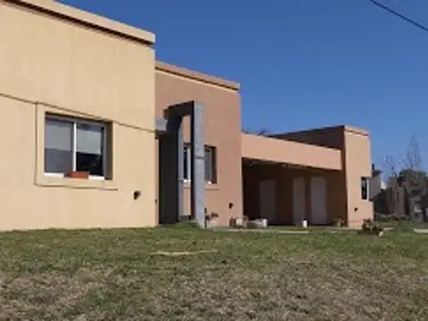 Casa en Venta al Oeste