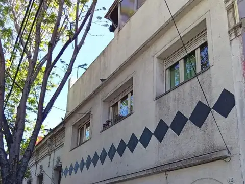 OPORTUNIDAD   PH de 4 ambientes AL FRENTE CON TERRAZA