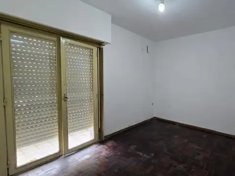 Departamento en Alquiler en Ituzaingo, $ 650.000