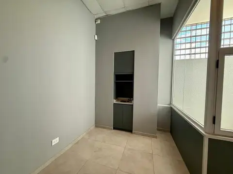 Oficina en Alquiler en Chauvin, $ 800.000