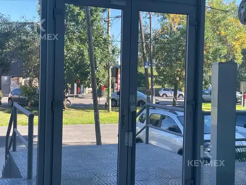 Oficina en Venta con 1 cochera