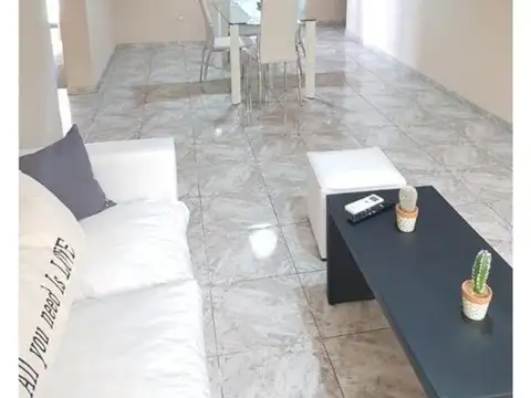 Hipólito Yrigoyen 100