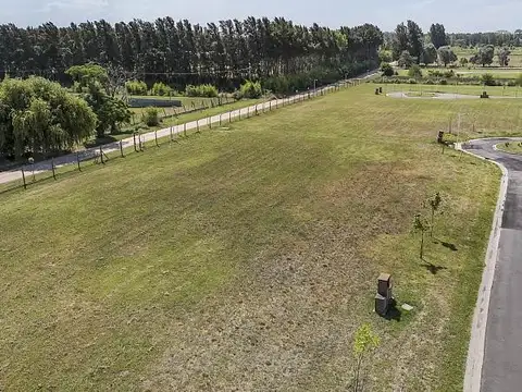 Terreno en Venta 27  mts Frente