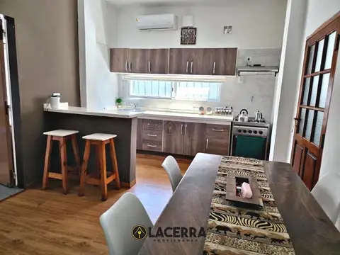 Casa 4 ambientes con quincho, parrilla y terraza