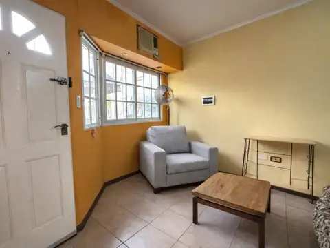 Depto Tipo Casa en Venta en Remedios de Escalada, USD 75.000