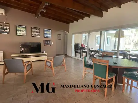 Casa venta 6 ambientes - Quintas del Sol