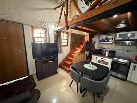 Depto Tipo Casa en Venta de 2 ambientes