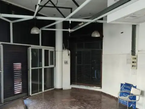 Local en Alquiler en General San Martín, $ 2.300.000