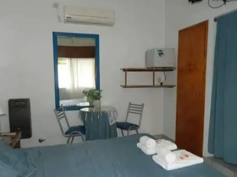 Edificio Comercial en venta - 8 Dormitorios 7 Baños - Cochera - 1720Mts2 - San Miguel del Monte