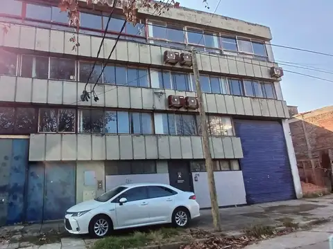 GalpÃ³n - Alquiler - Argentina, Tres de Febrero - Directorio 3645
