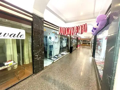 Local en Venta 78 años