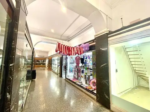 Local en Venta 78 años