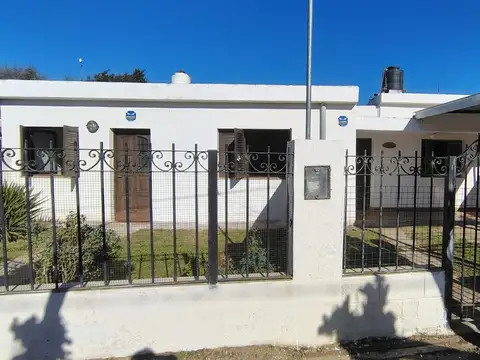 Venta Casa mas Departamento Malagueño excelente ubicación