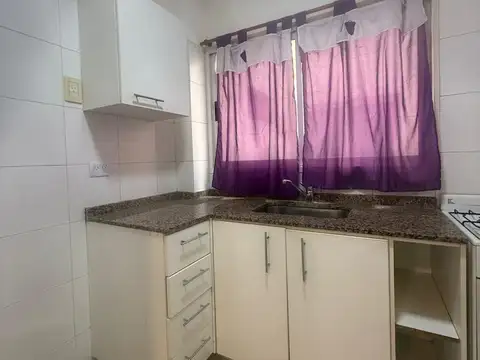 Departamento en Alquiler en Boedo, $ 450.000