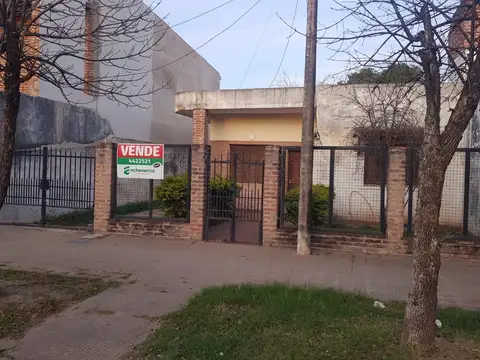 CALLE 4 GENERAL LAS HERAS 200
