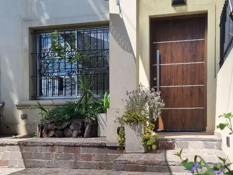 Depto Tipo Casa en Venta de 4 ambientes