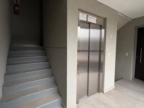Departamento en Alquiler en Caseros, $ 400.000