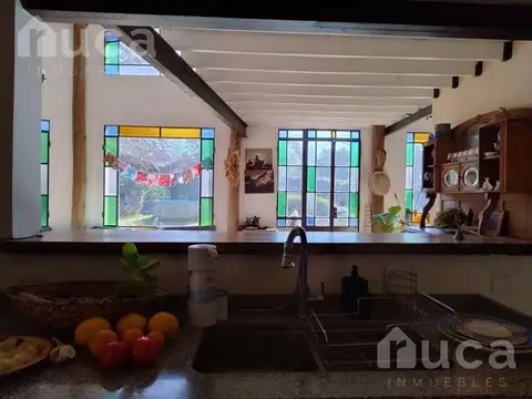 Casa en Alquiler en La Bota, USD 1.700