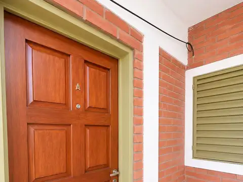  Alquilo Departamento 1 dormitorio  con pequeño balcón