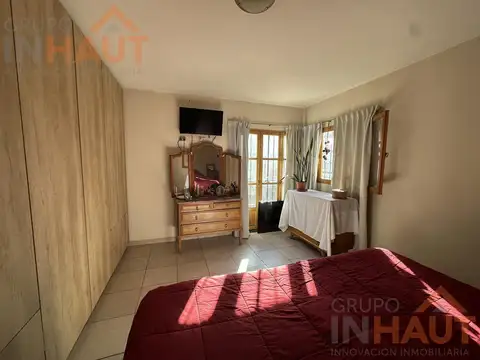 CASA EN VENTA BARRIO LAS VIÑAS -