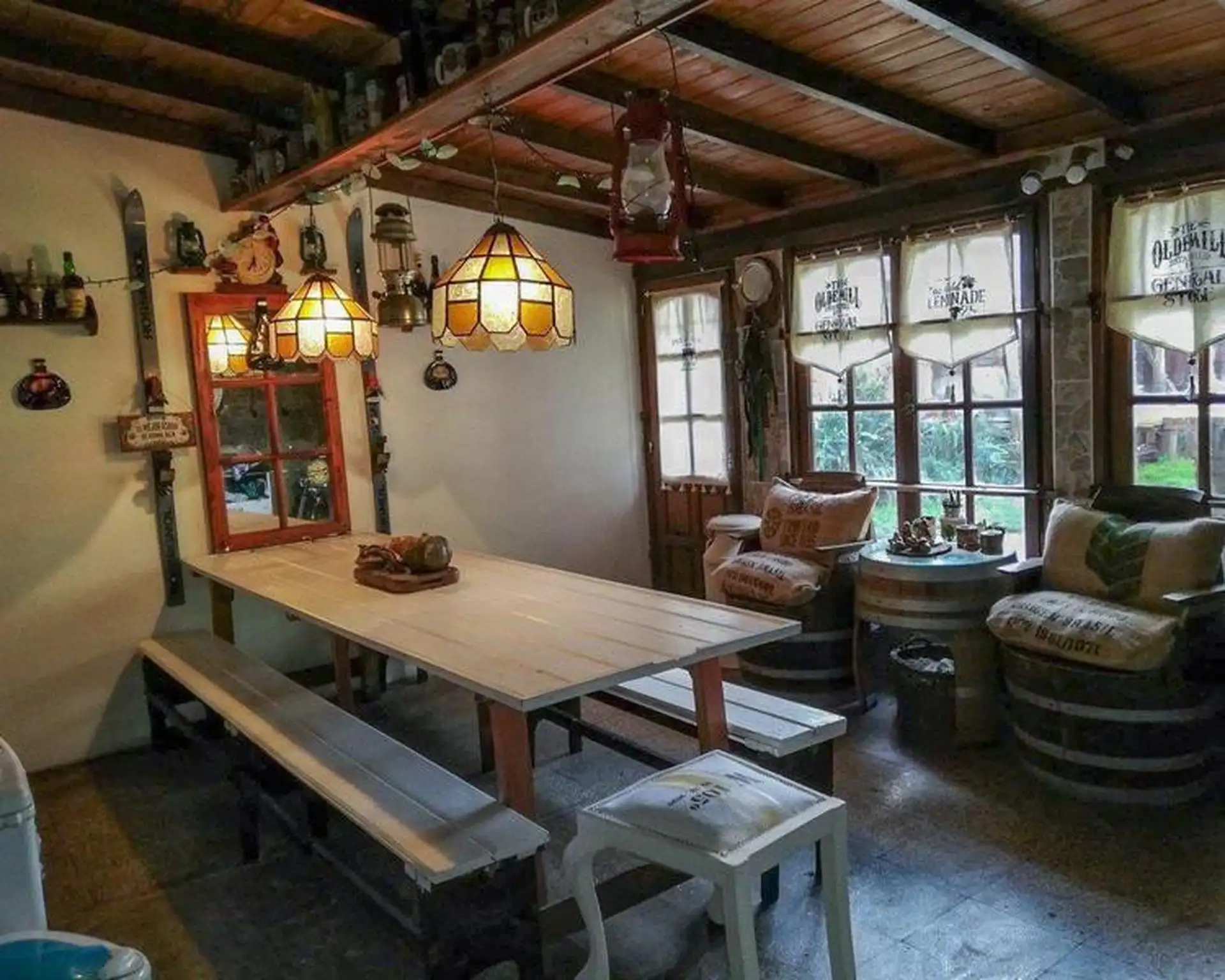 Chalet de 3 ambientes con quincho y parrilla
