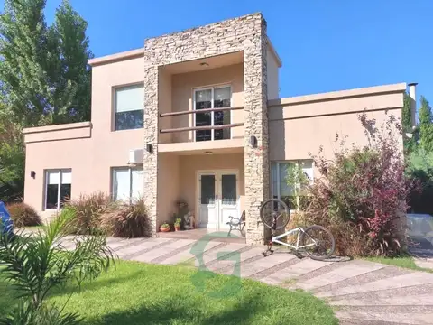 Casa en Venta de 4 dormitorios