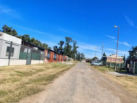 Venta de 3 lotes en Open Door Luján 4700m2 escrit.