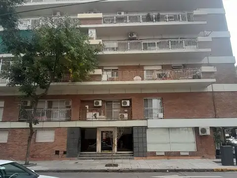 Departamento en Alquiler en Olivos Vías/Río, $ 710.000
