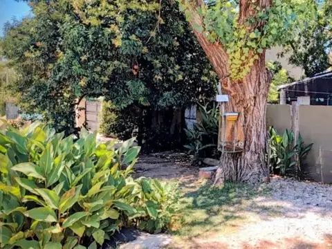 Venta Casa sobre Arturo Illia