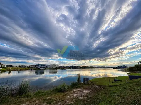 Venta de lote a la laguna - RIBERAS PUERTOS DEL LAGO