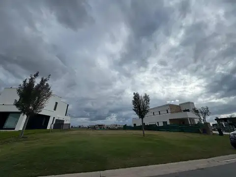 Terreno en Venta en Puertos - Riberas, USD 210.000