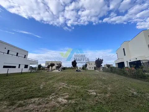 Venta de lote a la laguna - RIBERAS PUERTOS DEL LAGO
