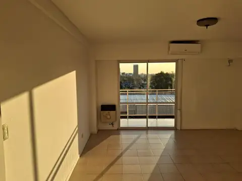 Departamento en Alquiler en Versalles, $ 1.100.000