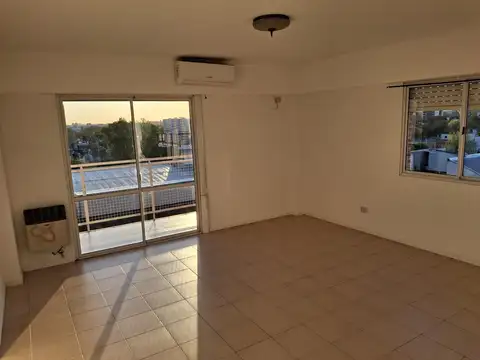 Departamento en Alquiler de 4 ambientes