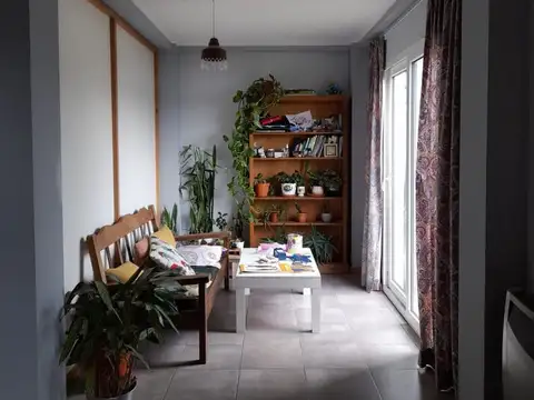 Depto Tipo Casa 5 ambientes con 1 baño