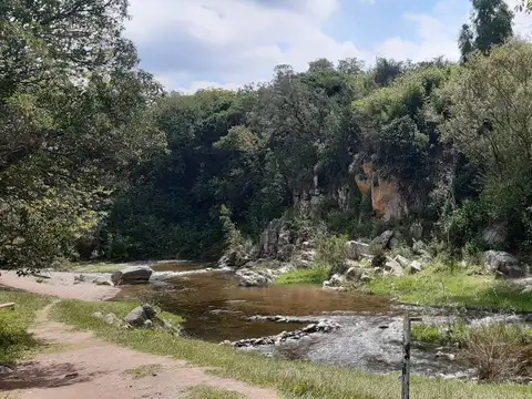 Terreno en Venta 1.000  mts Frente