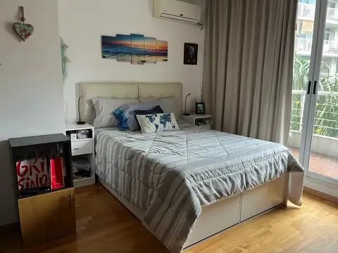 Alquiler Temporario en Recoleta. Amplio Monoambiente con Balcón. Edificio con Amenities.