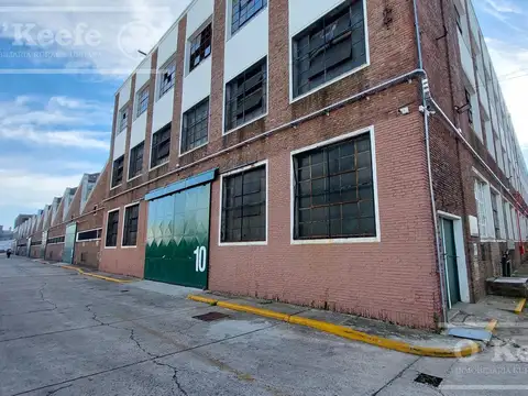 Galpon en Alquiler en Bernal Oeste, USD 7.800