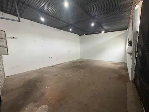 Galpon en Alquiler en Lomas de Zamora, $ 700.000
