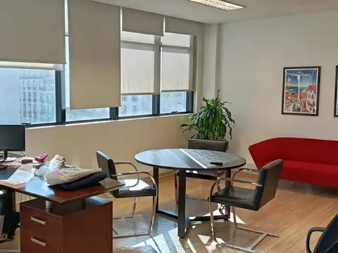 Paraná al 1000 esquina Av. Santa Fé
