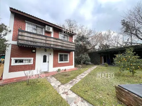 Casa 3 ambientes con 2 baños