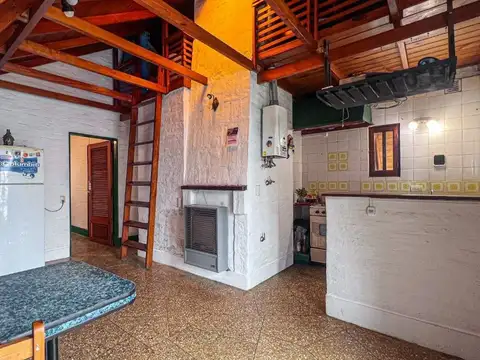 Depto Tipo Casa en Venta con 1 cocheras