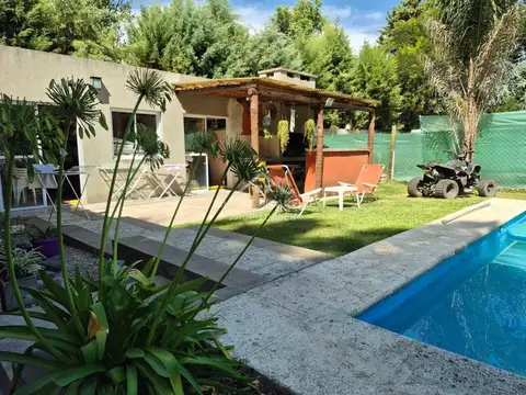 VENTA CASA PARQUE SAKURA CALLE ROJAS 400