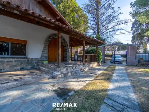 Casa en Venta en Bahía Blanca, USD 240.000