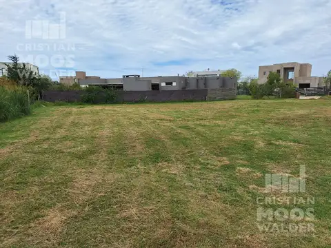 Terreno en Venta en San Sebastian, USD 50.000