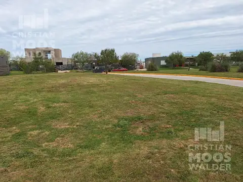 Terreno en Venta 25  mts Frente