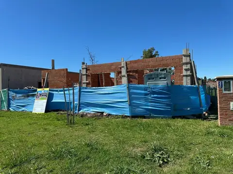 Casa  en Venta en Santa Sofía, Pilar del Este, Pilar