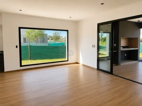 Casa en Venta 1 año